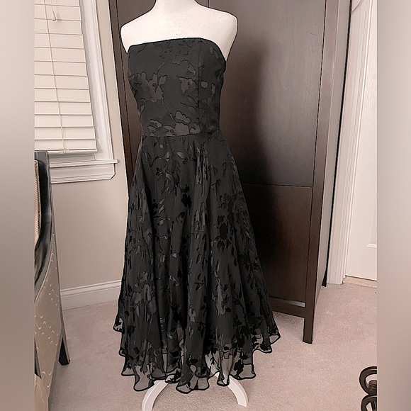 White House Black Market Strapless Jacquard Dress - Picture 1 of 4